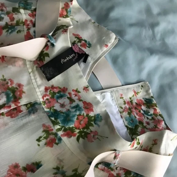 Delicate Flared Skirt - Picture 10 of 16